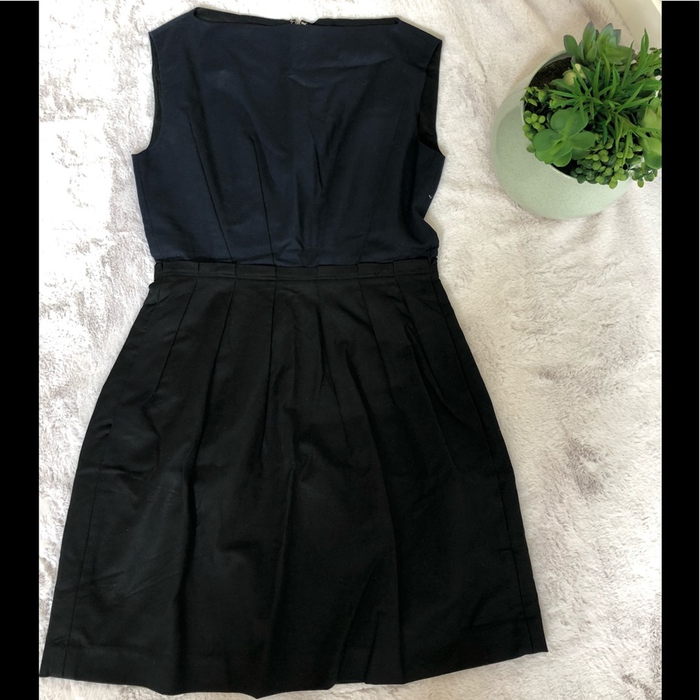 Gap black and dark blue dress